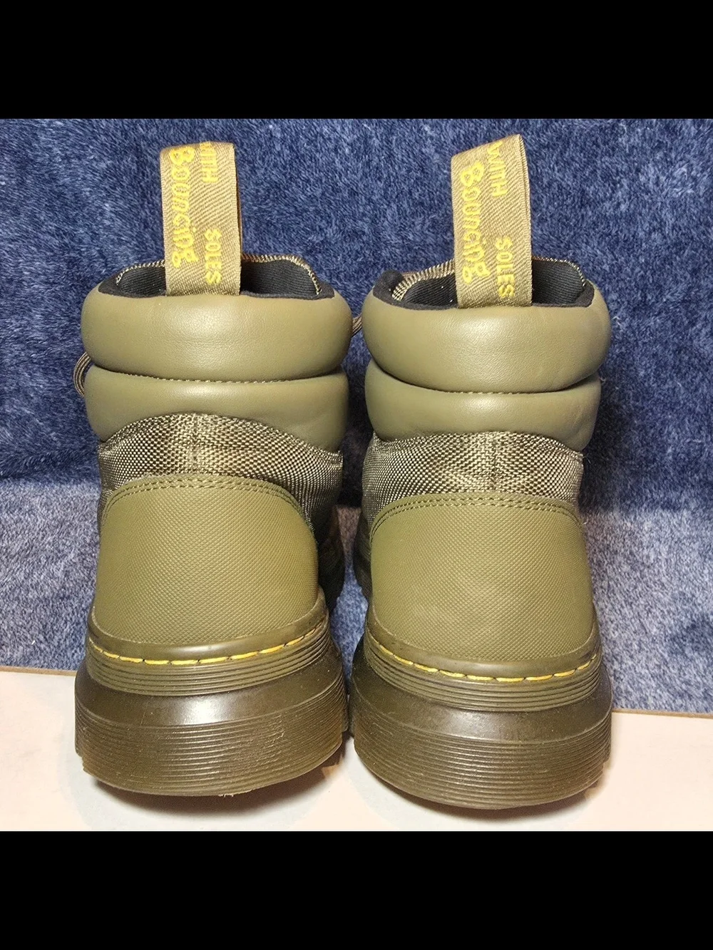 Dr. Martens Rakim Chukka Boots in Mid Olive
